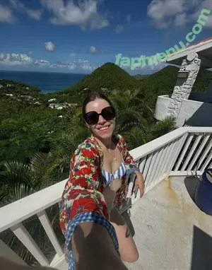 Manon Lagreve / manonlagreve nude photo #0103