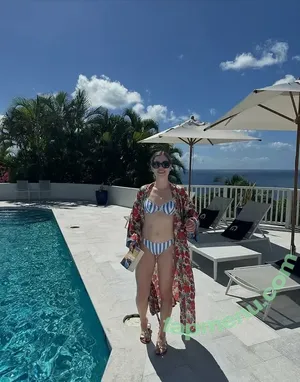 Manon Lagreve / manonlagreve nude photo #0104