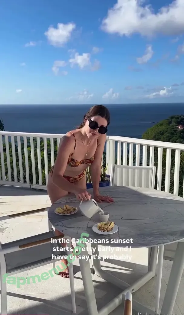 Manon Lagreve nude photo #0109 (manonlagreve)