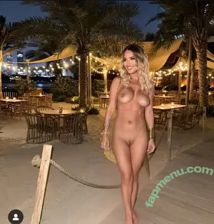 Manon Marsault / manon_inthesun / manontanti nude photo #0018