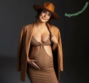 Manon Mathews / manonmathews nude photo #0046