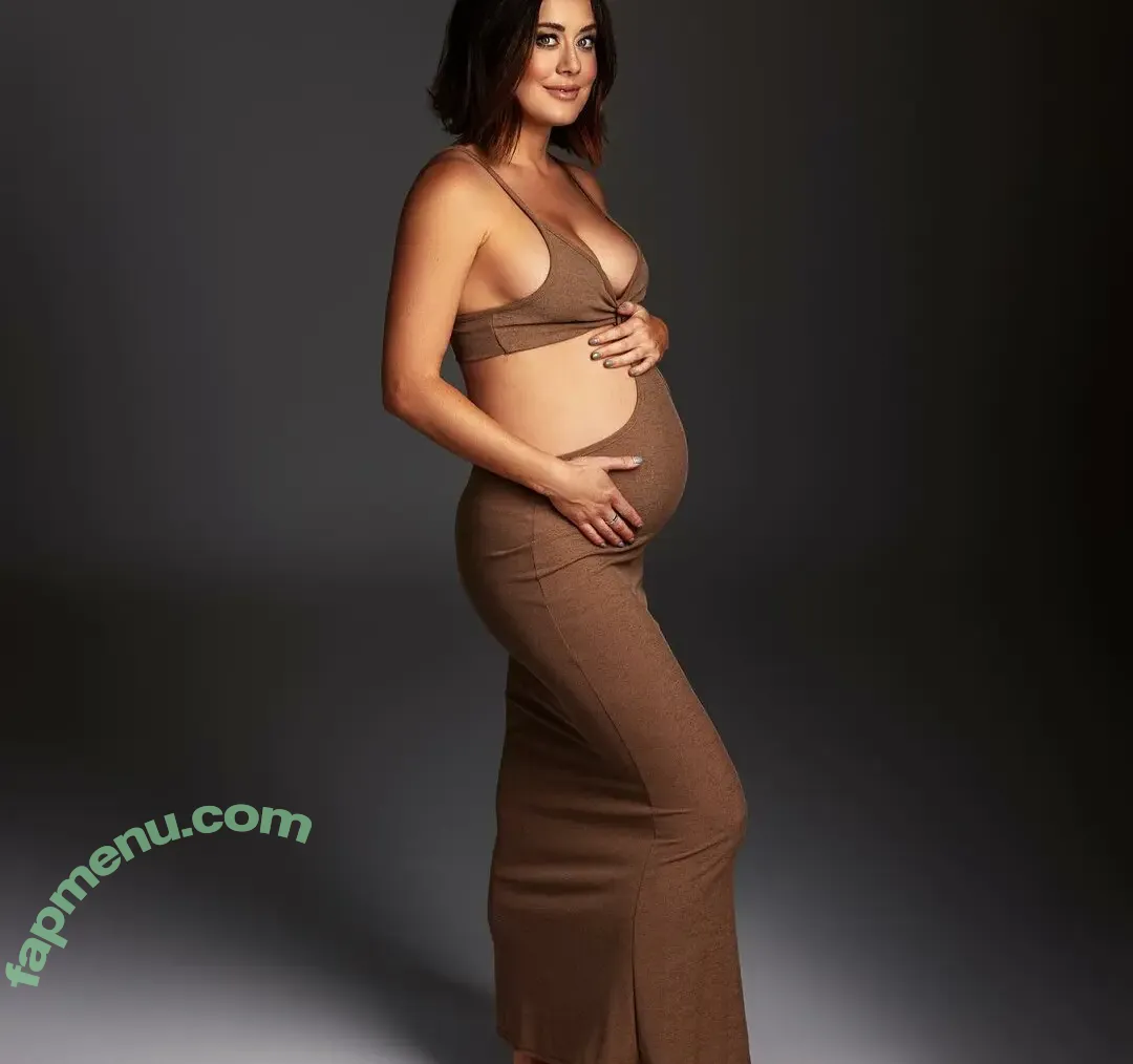 Manon Mathews nude photo #0041 (manonmathews)