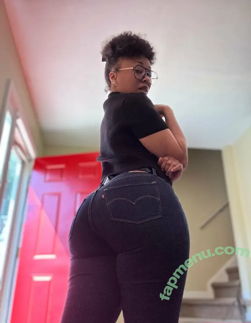 manthacakestv nude photo #0026 (manthacakestv)