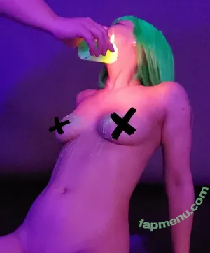  nude photo #0003