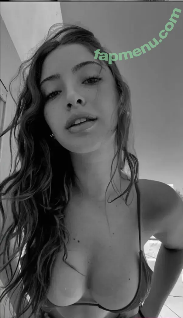 Manu Peralta nude photo #0012 (_manuperalta_ / linda_peralta)