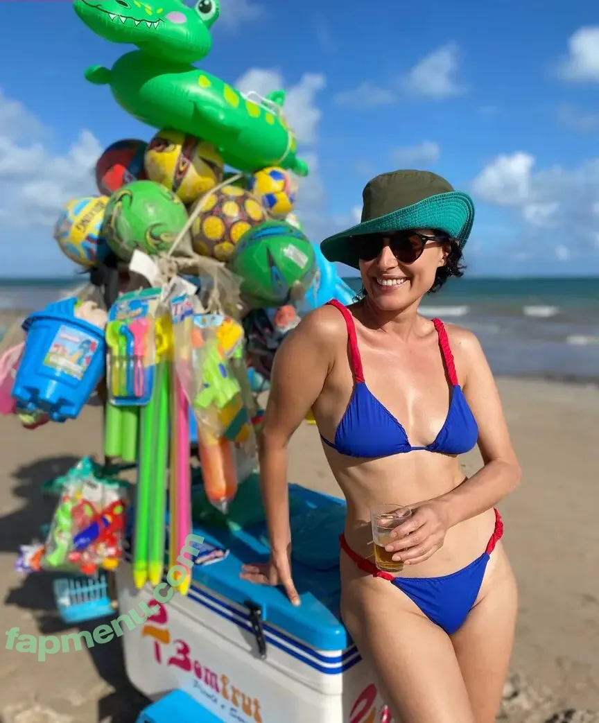 Manuela Do Monte nude photo #0007 (manudomonte)