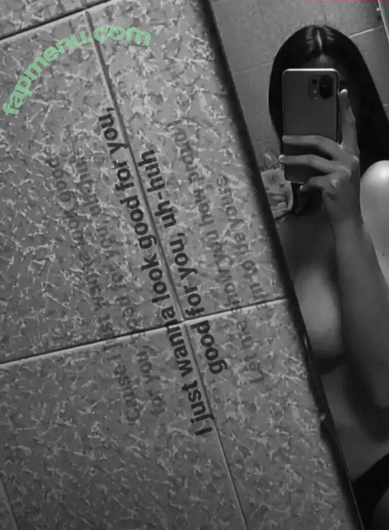 Manuela Mulligh nude photo #0004 (happyhippoooo)