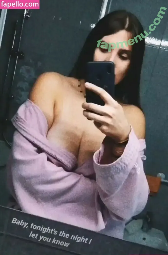 Manuela Mulligh nude photo #0028 (happyhippoooo)