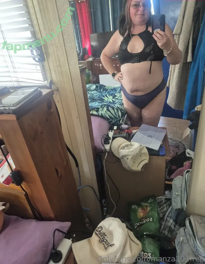 manza101free nude photo #0002 (manza101free)