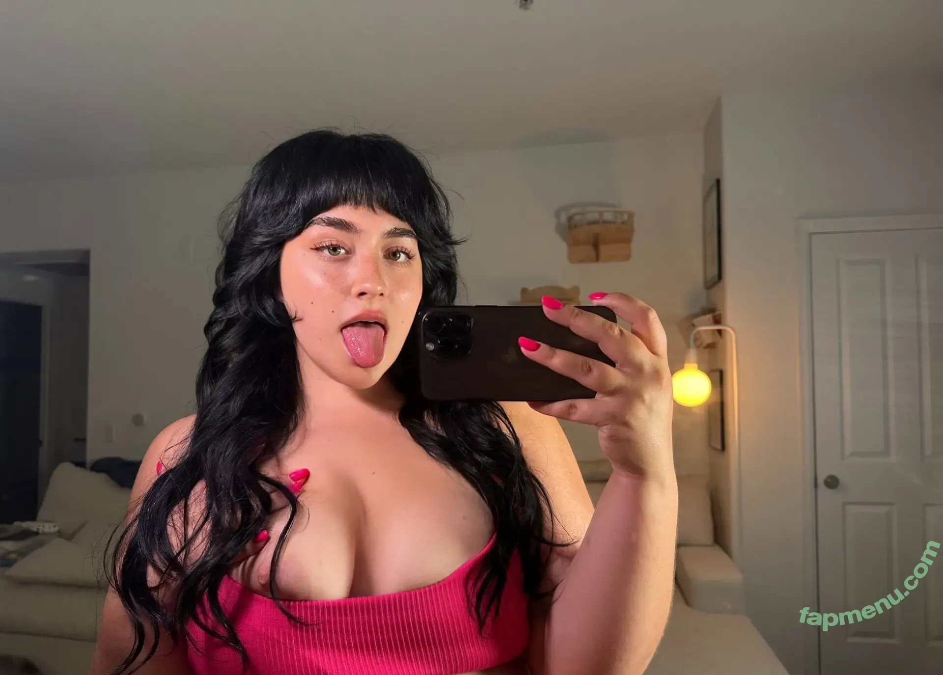 Maple Divine nude photo #0036 (Maple_Divine / mapledivine)