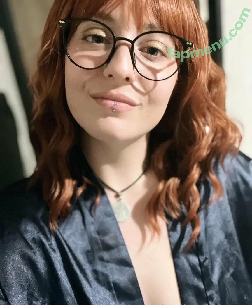 maple.morningstar nude photo #0038 (flippinfabulouspancakes)