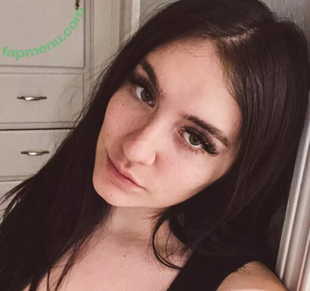 MapleDivine nude photo #0010 (MapleDivine)