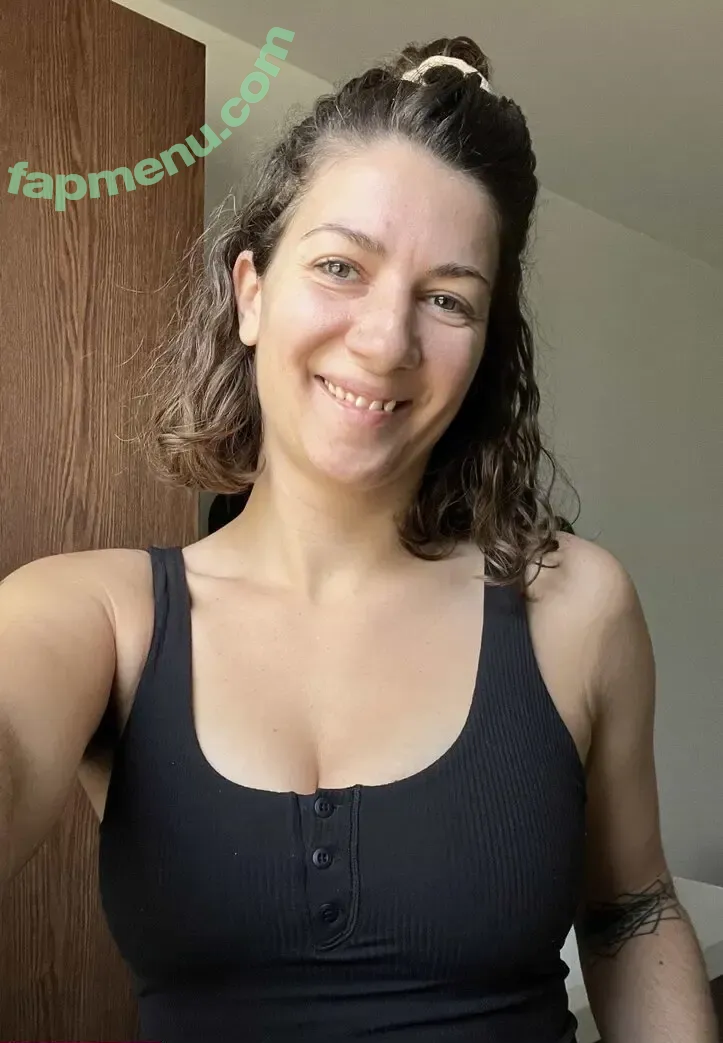 maplesyrupgirl nude photo #0017 (itsmarylouise___)