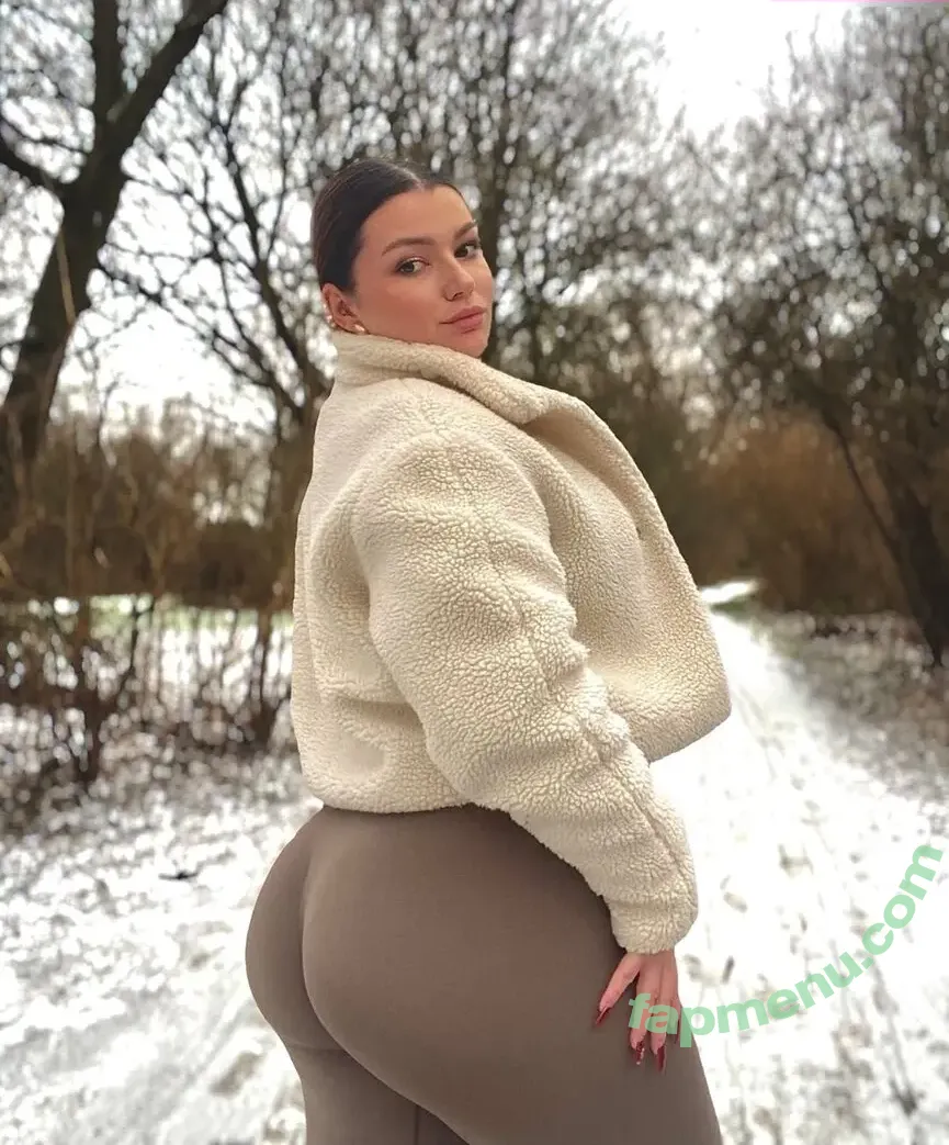 Mara.ambronn nude photo #0048 (Mara.ambronn)