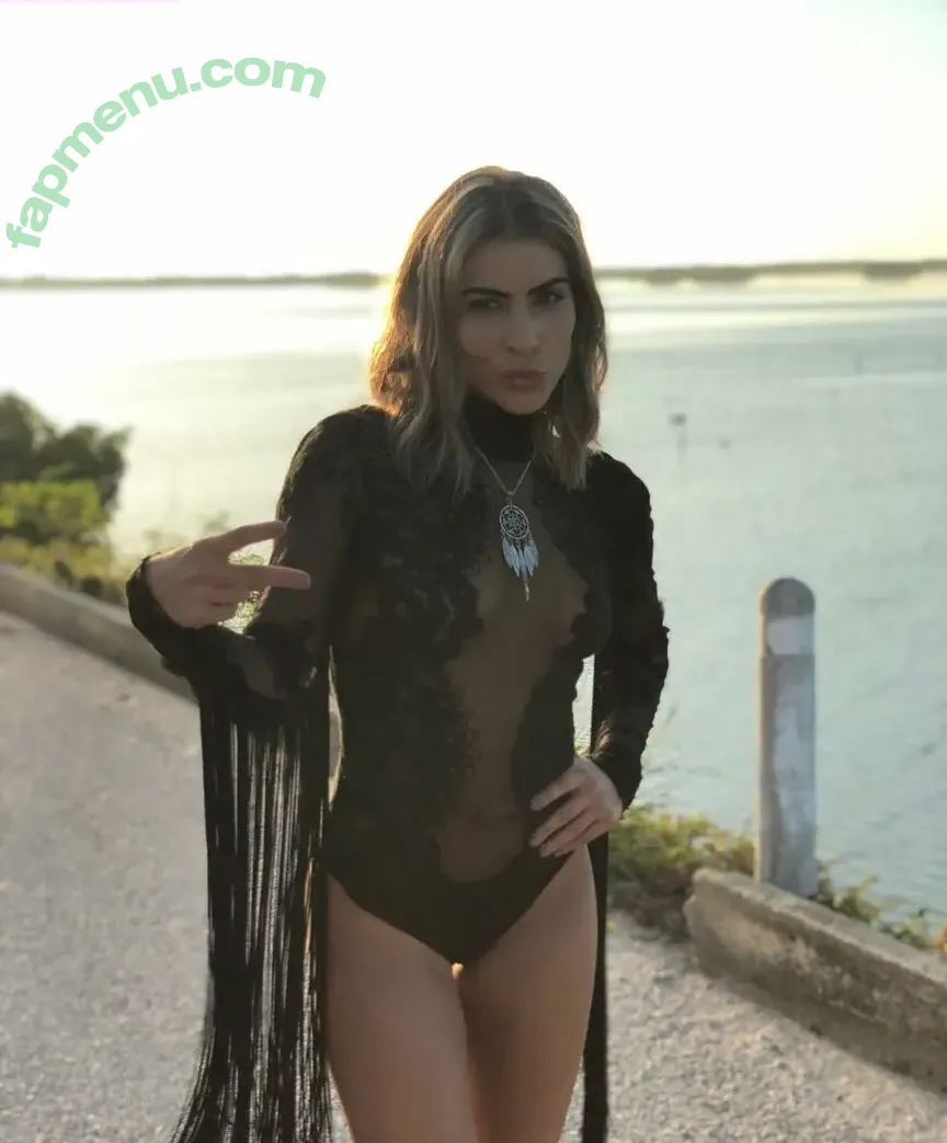 María León nude photo #0014 (María León)