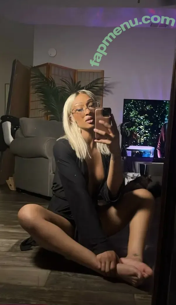 Mara Sade nude photo #0041 (Jakara Jackson / itsmarasade / marasade)