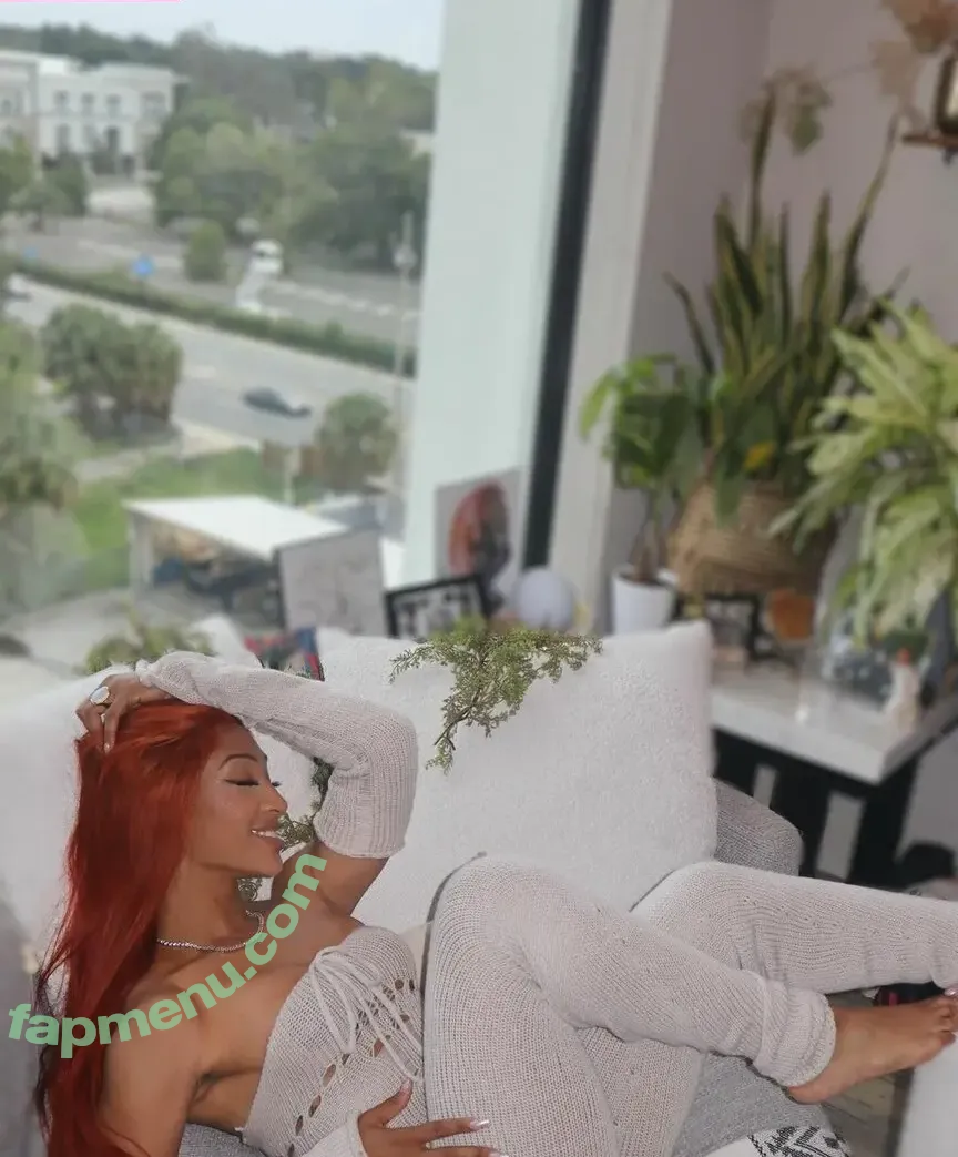 Mara Sade nude photo #0003 (Jakara Jackson / itsmarasade / marasade)