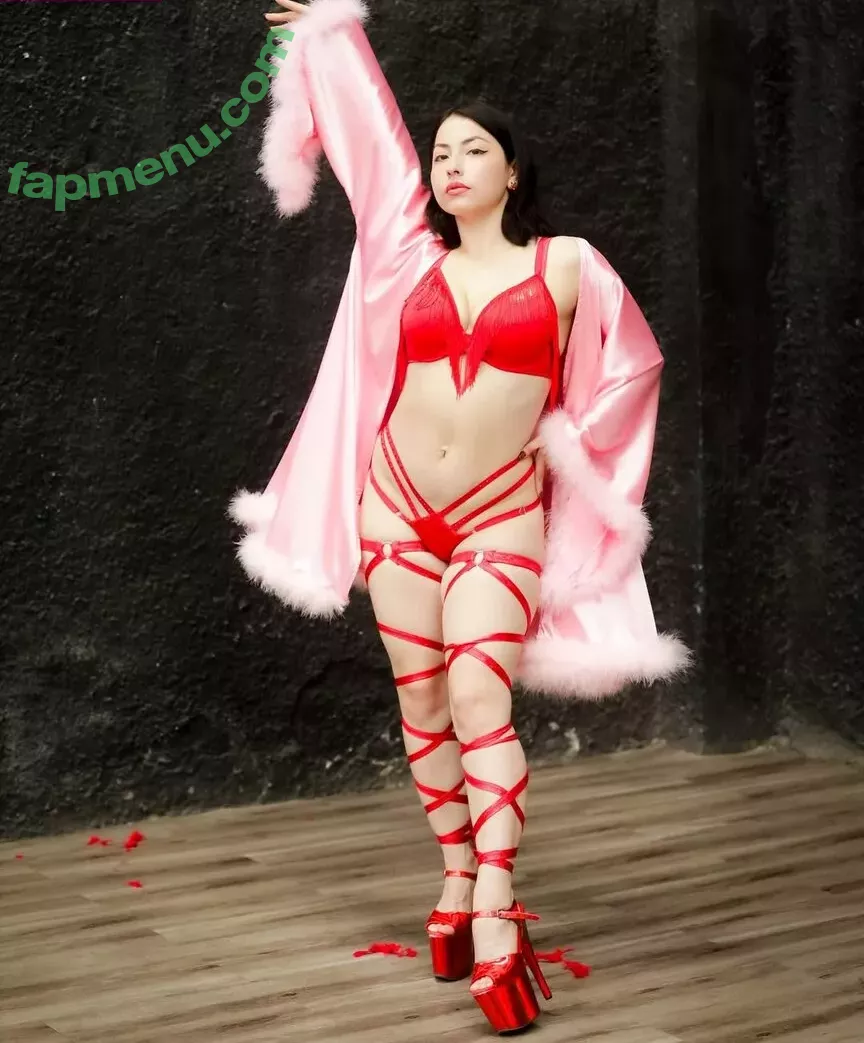maranohemi nude photo #0183 (mara.nohemiii / maracerecitaa)