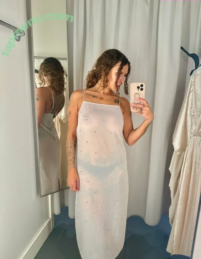 marawalks nude photo #0078 (mara.walks)