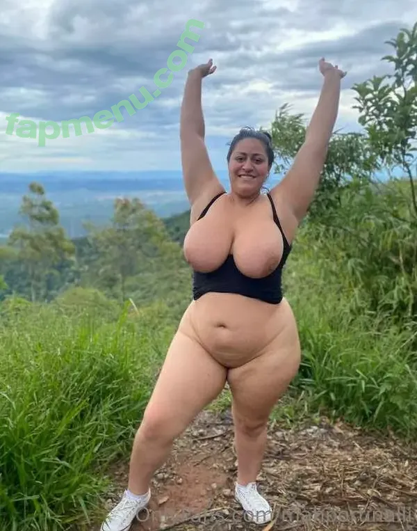 Marcela nude photo #0027 (mahportinalli / marcelaportinallii)