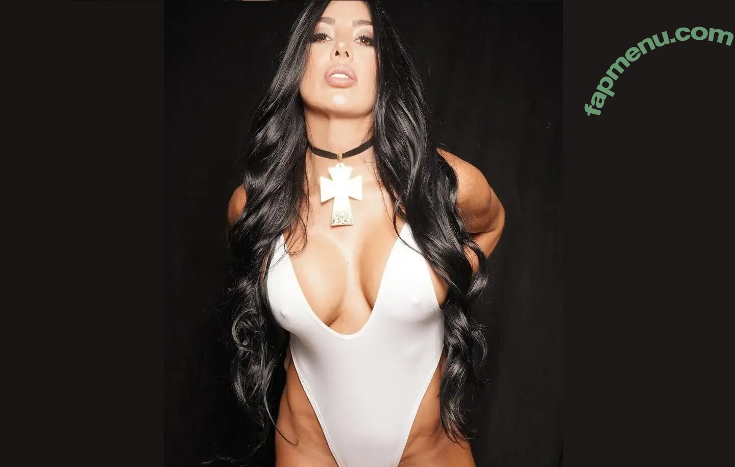Marcela Reyes nude photo #0010 (marcelareyes)