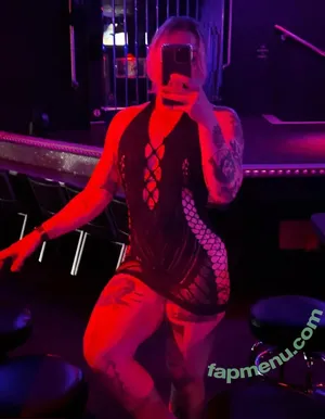 marceline_vox / MarcelineVox / satanscowgirl / satanscowgirl (Marci nude photo #0202