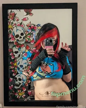 marciemoomoo / charley-moo / marciebeau.2024 / marciemoomooo nude photo #0056