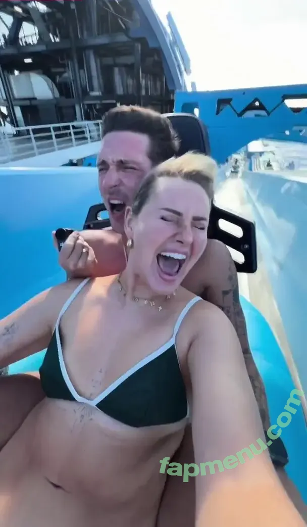 Maren Wolf nude photo #0630 (jellwolffree / marenwolf)