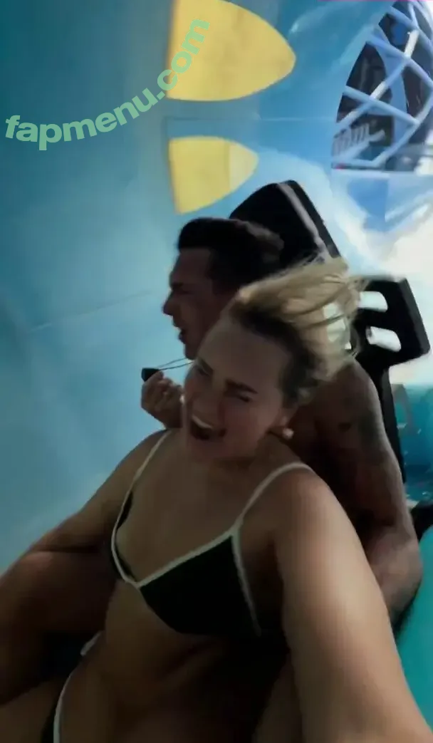 Maren Wolf nude photo #0634 (jellwolffree / marenwolf)