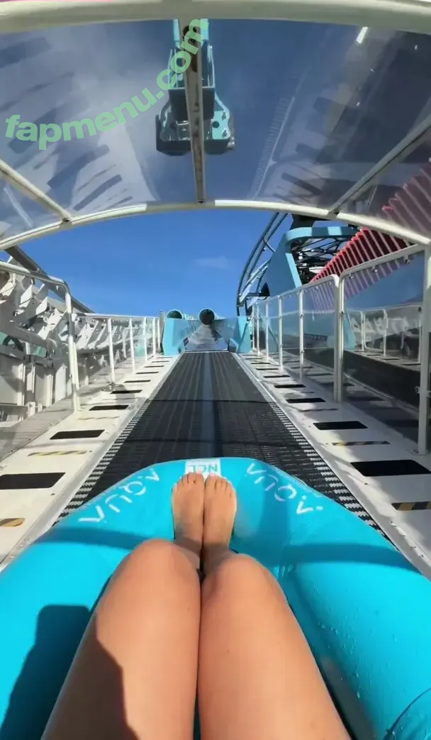 Maren Wolf nude photo #0644 (jellwolffree / marenwolf)