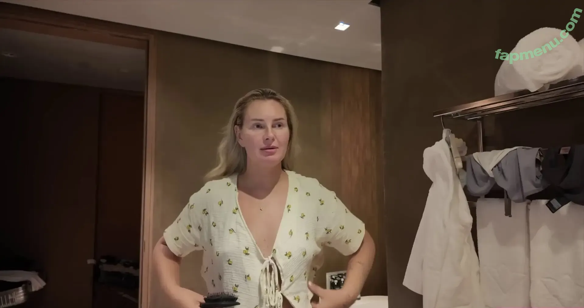 Maren Wolf nude photo #0655 (jellwolffree / marenwolf)