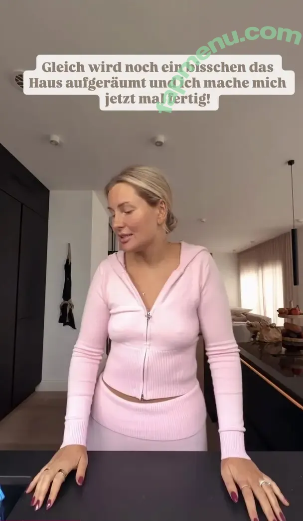 Maren Wolf nude photo #0659 (jellwolffree / marenwolf)