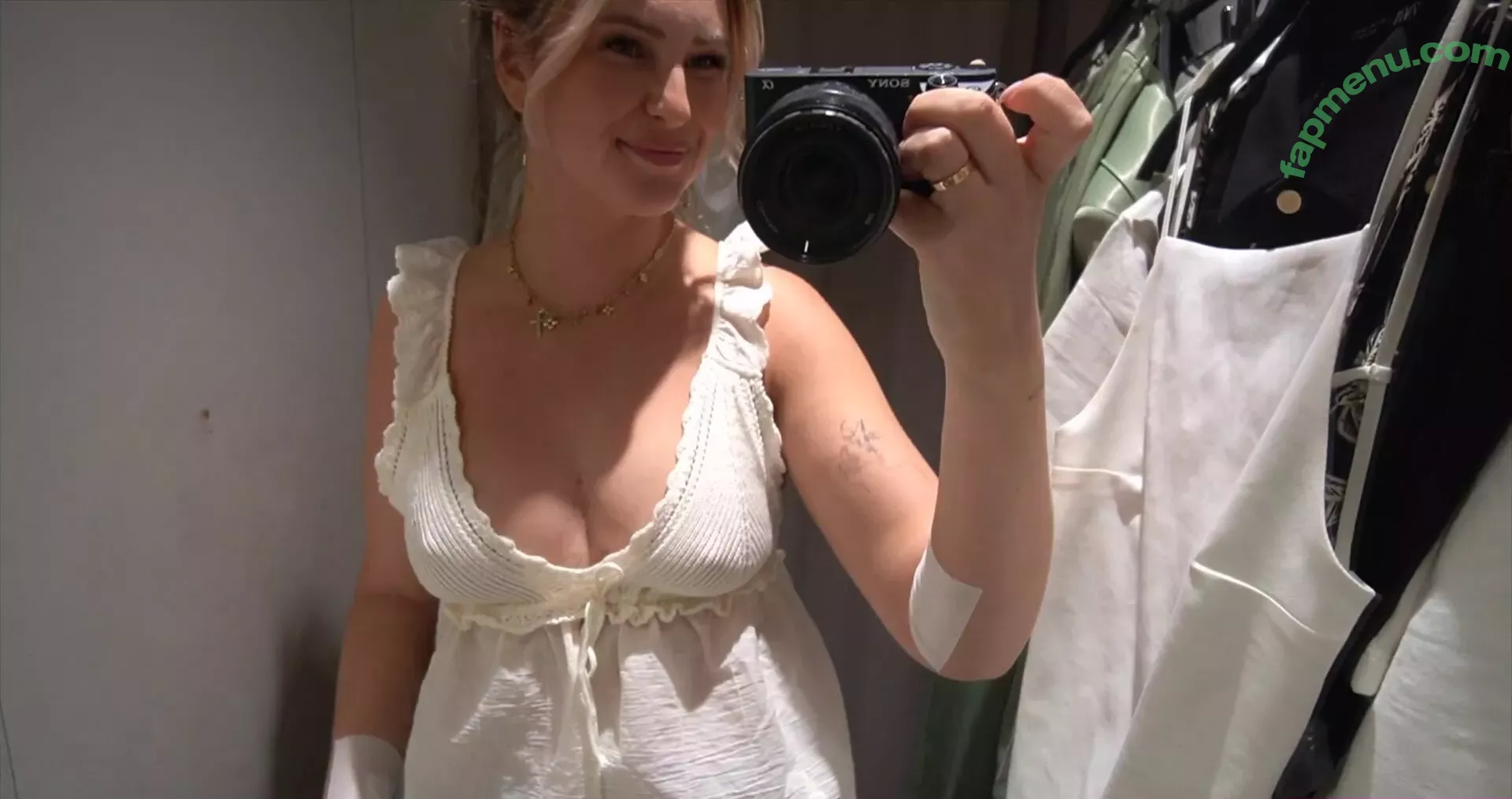 Maren Wolf nude photo #0319 (jellwolffree / marenwolf)