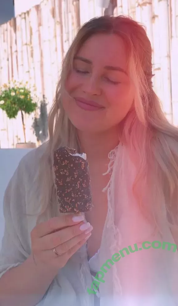 Maren Wolf nude photo #0384 (jellwolffree / marenwolf)