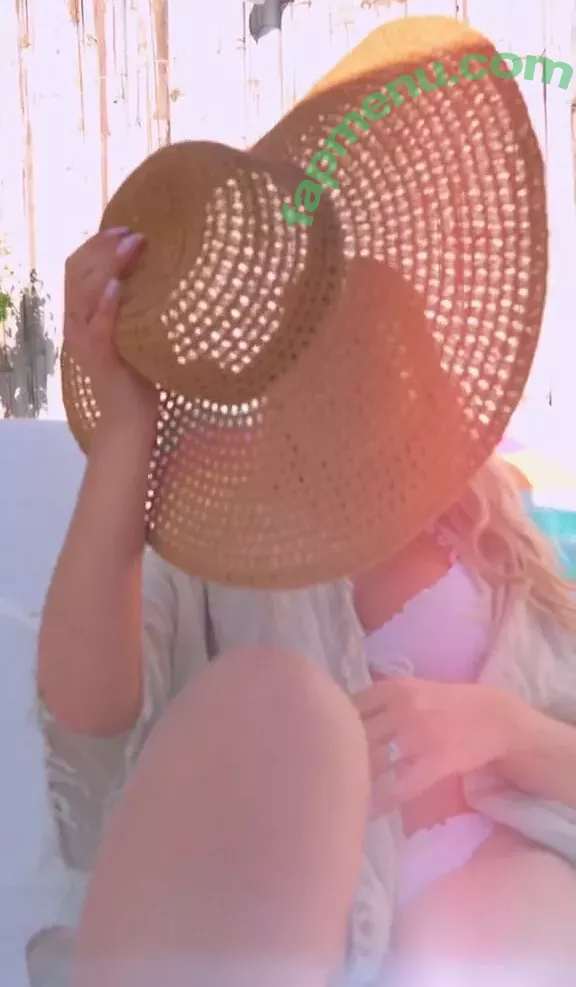 Maren Wolf nude photo #0389 (jellwolffree / marenwolf)