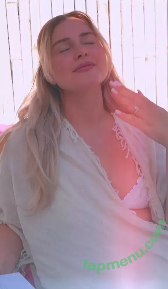 Maren Wolf nude photo #0393 (jellwolffree / marenwolf)