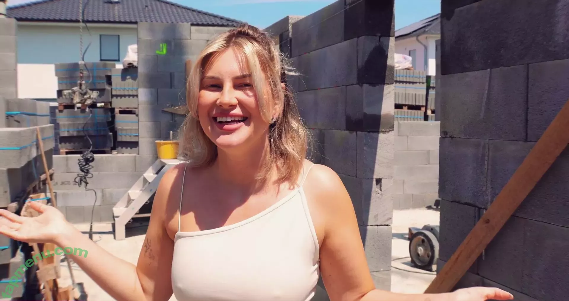 Maren Wolf nude photo #0436 (jellwolffree / marenwolf)