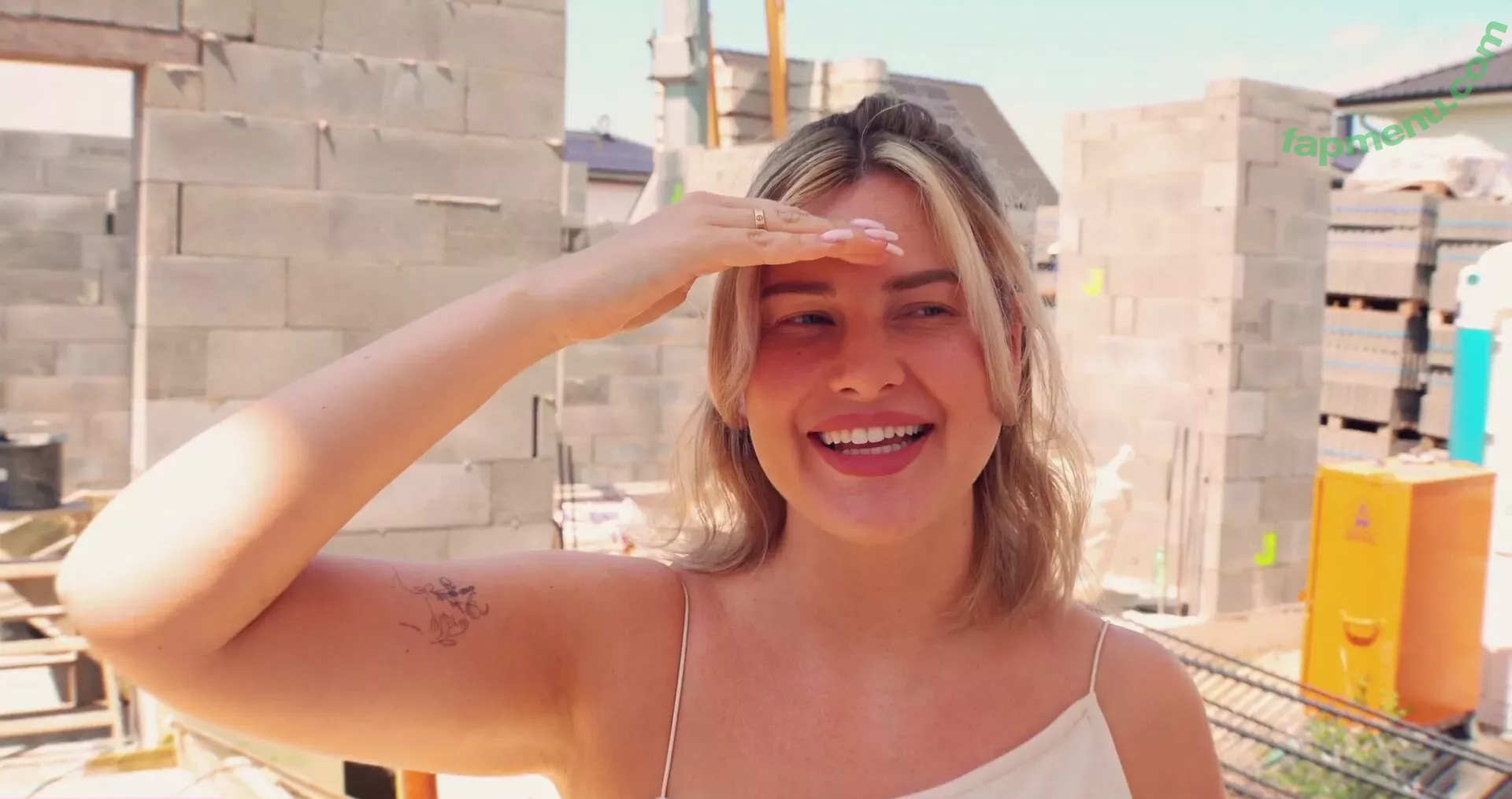 Maren Wolf nude photo #0442 (jellwolffree / marenwolf)