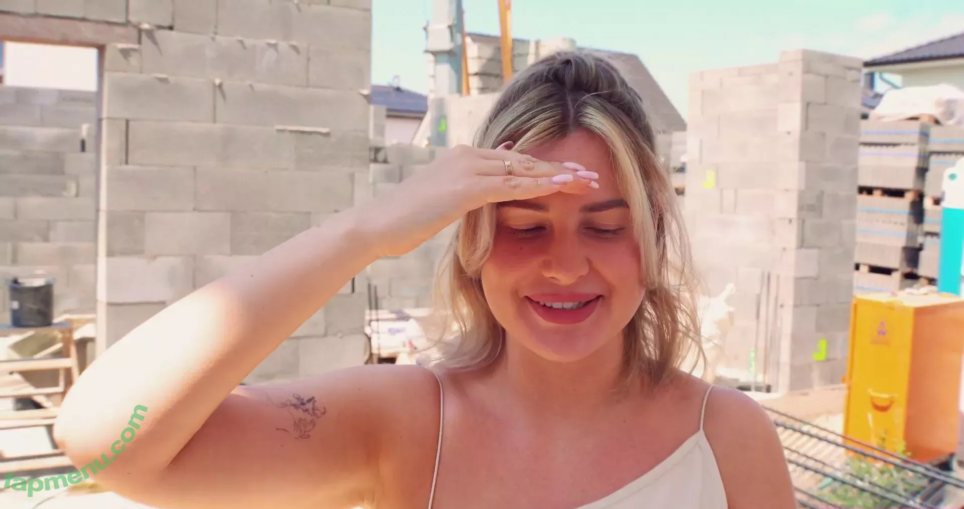 Maren Wolf nude photo #0443 (jellwolffree / marenwolf)