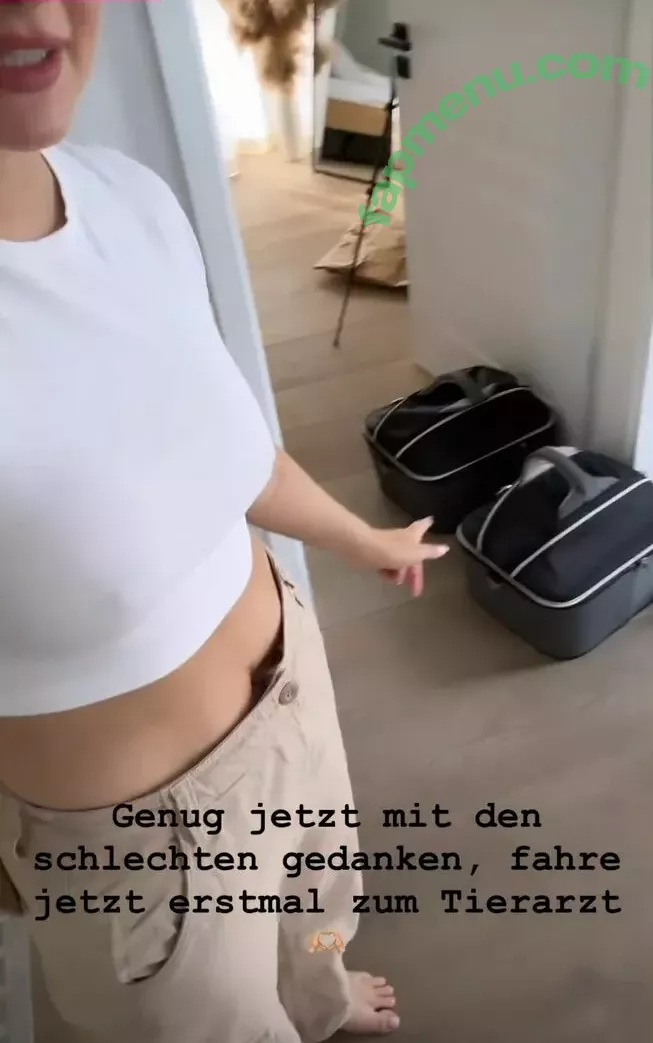 Maren Wolf nude photo #0476 (jellwolffree / marenwolf)