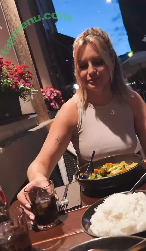 Maren Wolf nude photo #0511 (jellwolffree / marenwolf)