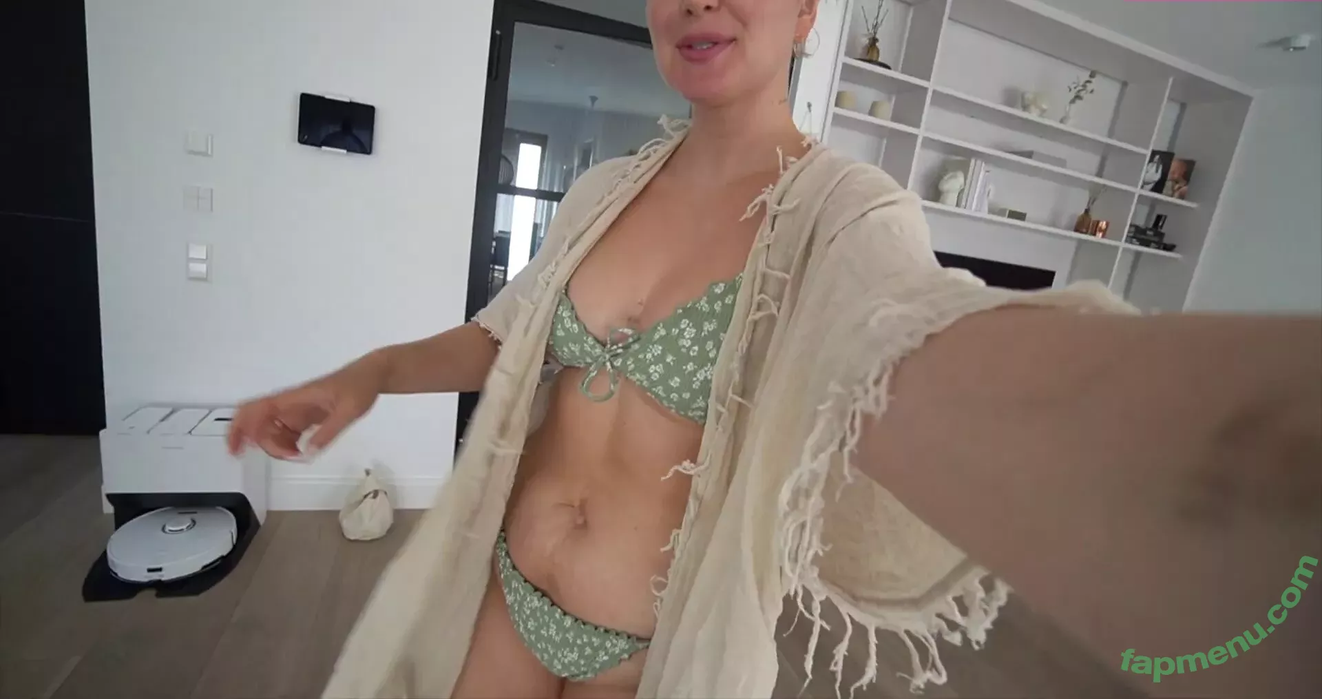 Maren Wolf nude photo #0542 (jellwolffree / marenwolf)