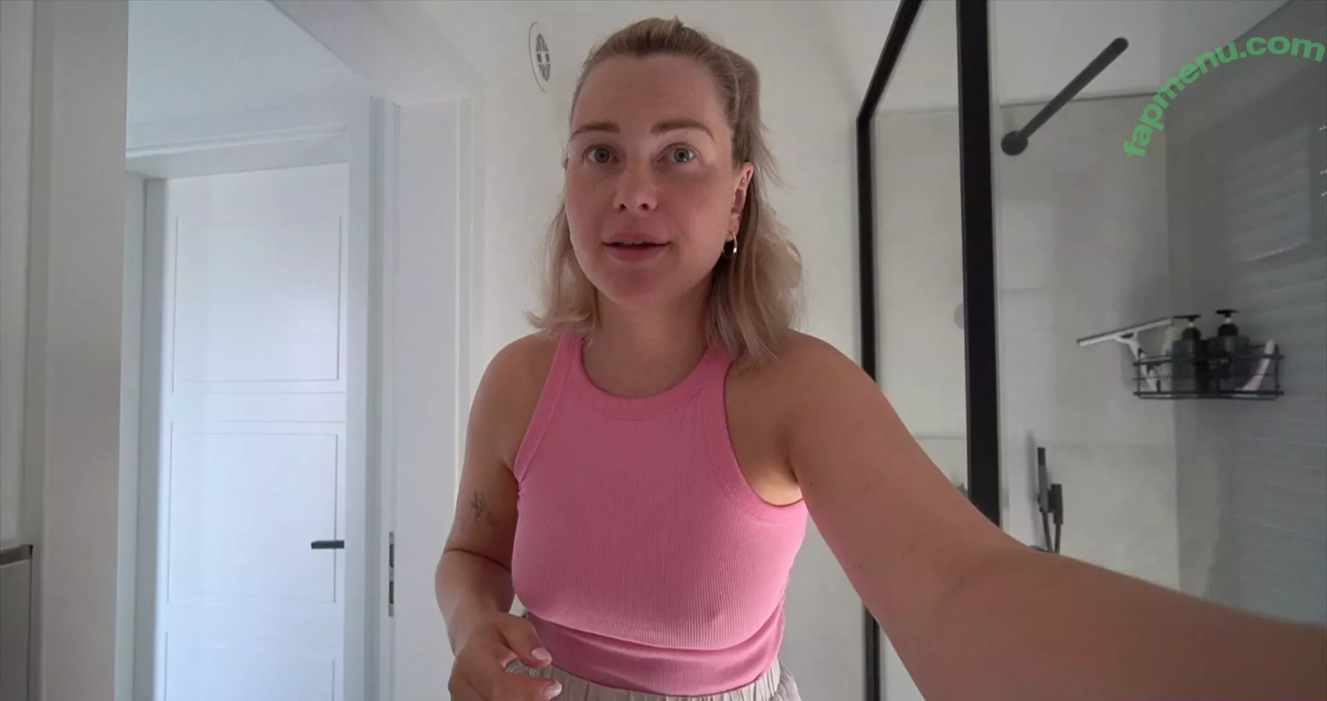 Maren Wolf nude photo #0552 (jellwolffree / marenwolf)