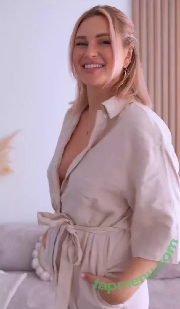 Maren Wolf nude photo #0622 (jellwolffree / marenwolf)