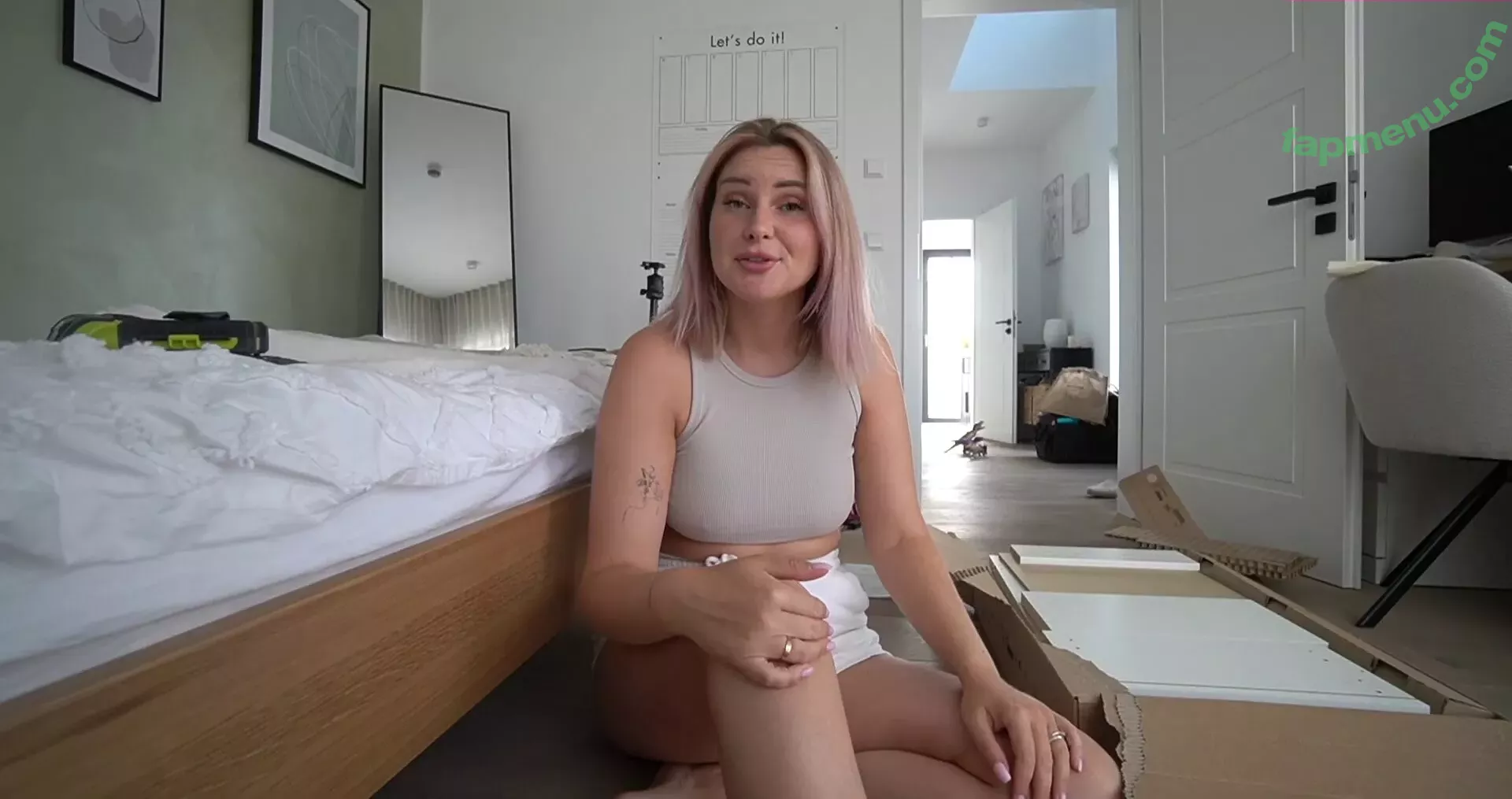 Maren Wolf nude photo #0627 (jellwolffree / marenwolf)