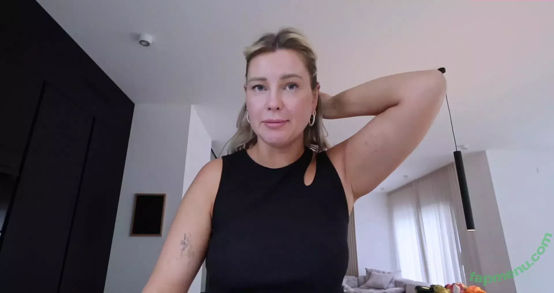 Maren Wolf nude photo #1045 (jellwolffree / marenwolf)