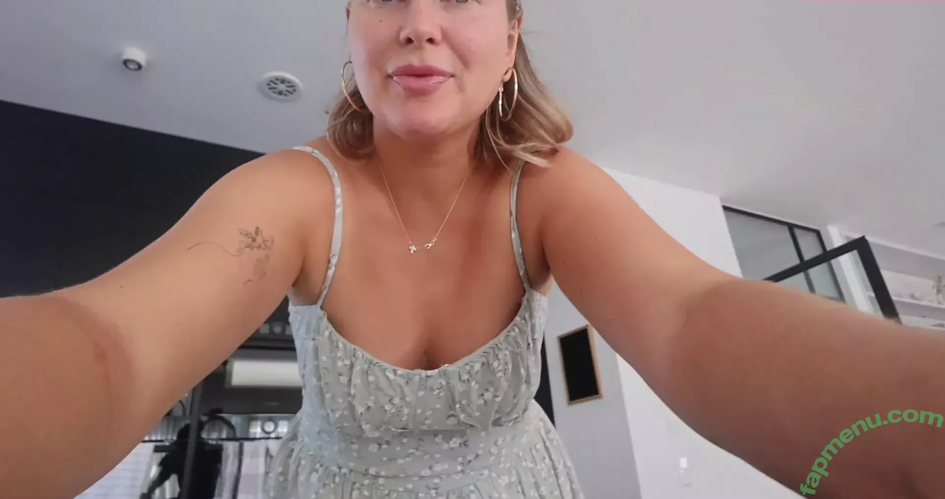 Maren Wolf nude photo #1127 (jellwolffree / marenwolf)