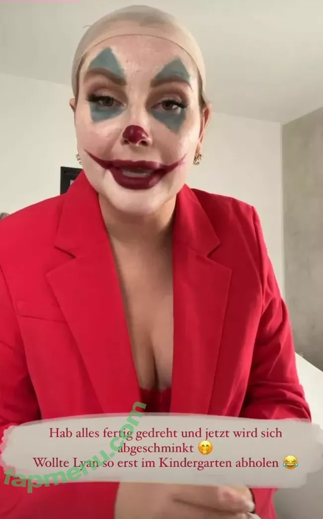 Maren Wolf nude photo #1166 (jellwolffree / marenwolf)