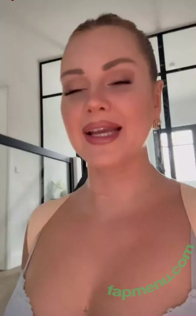 Maren Wolf nude photo #1169 (jellwolffree / marenwolf)