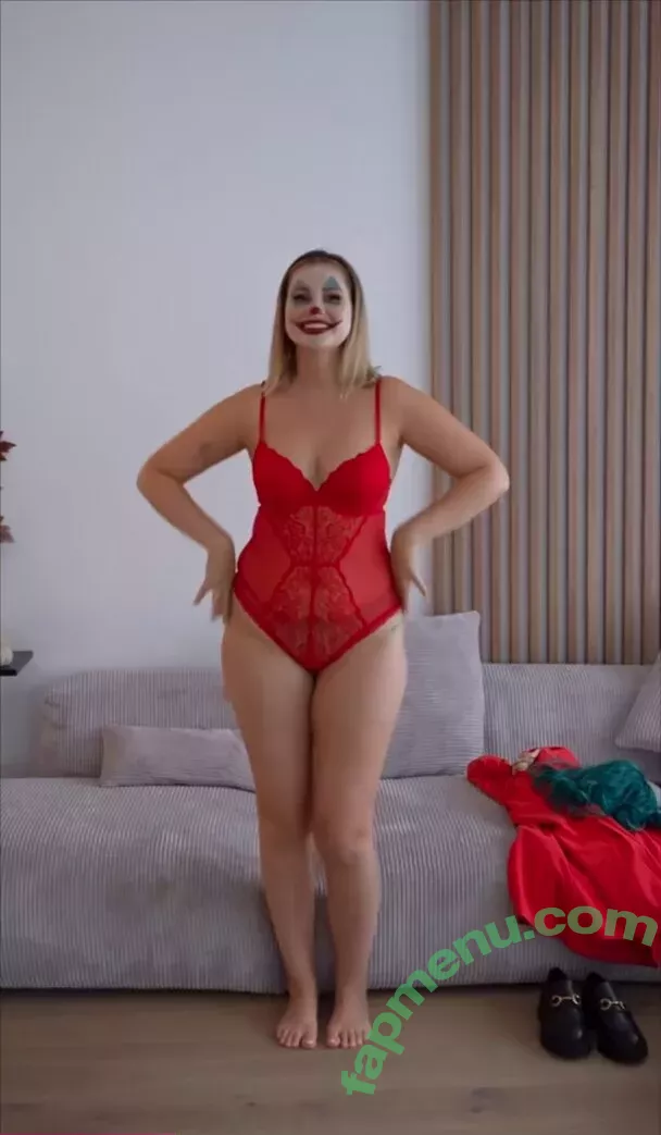 Maren Wolf nude photo #1183 (jellwolffree / marenwolf)